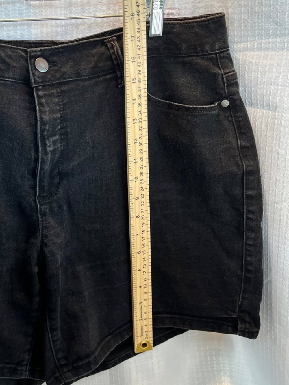 Faded Glory Black Denim Shorts Plus size 20 - Picture 4 of 6